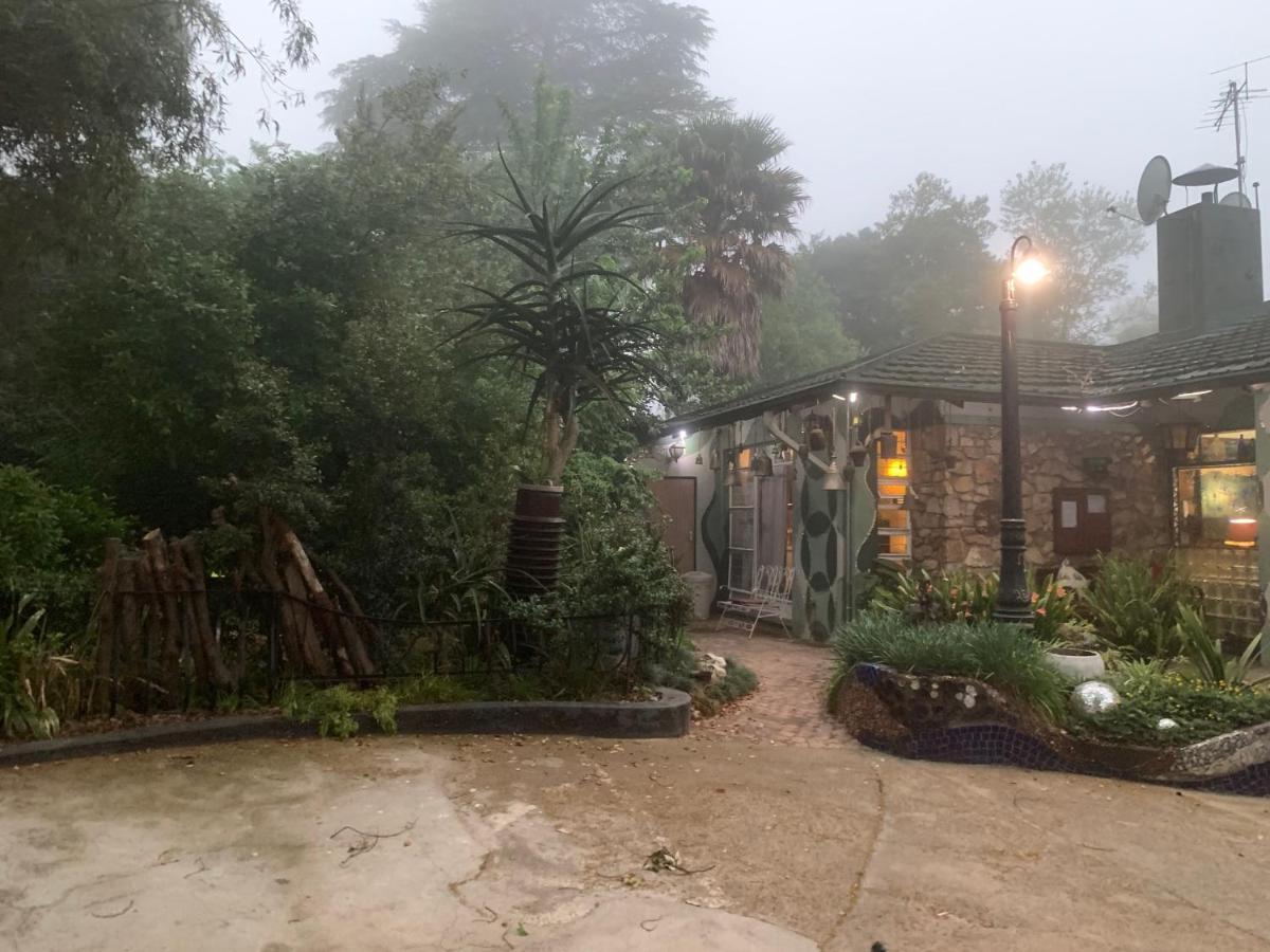 Rabbit Hole Hotel Йоханнесбург Экстерьер фото